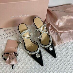 Mach & Mach Women 38.5 US 8.5 Diamonds of Elizabeth Pearl Pointed Toe Heels 1130